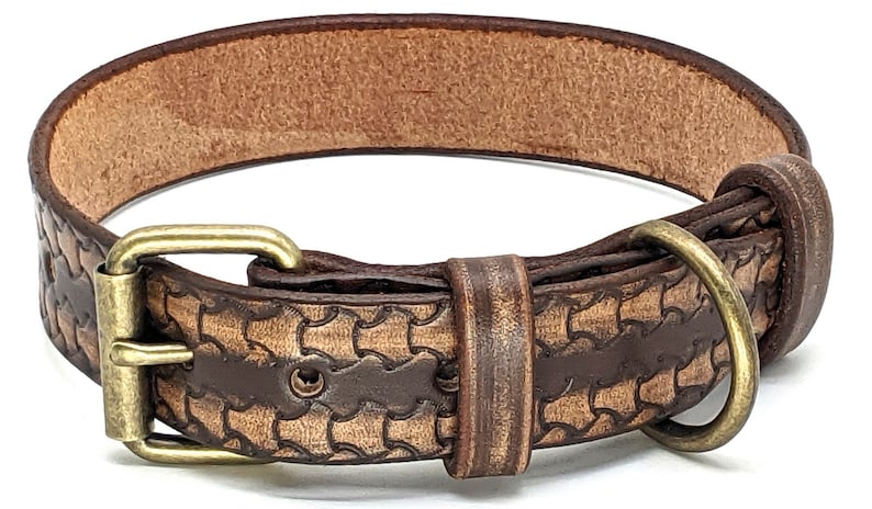 Personalized Leather Dog Collar: Custom Name, Handmade Collar, Gift for Pets image 2