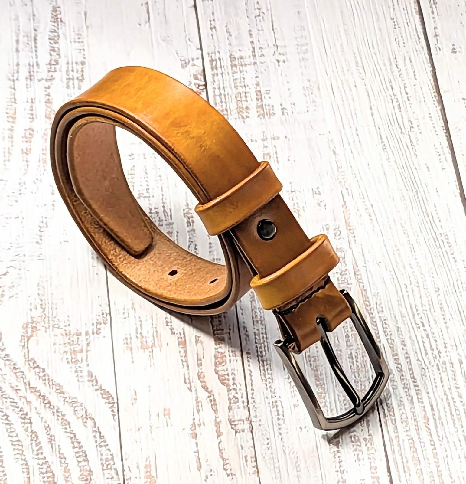 Custom Handmade Leather Belt: Mustard Yellow Italian Ink  display picture 2
