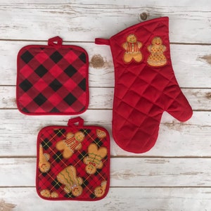 pot holders and oven mitten Gingerbread, Christmas gift,gift for her, gift for him, gift for family, thanksgiving gift