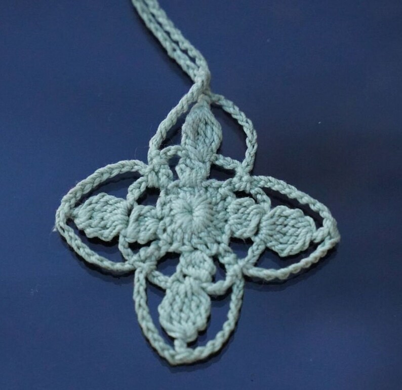 4 Crochet tutorials CROSS Charm image 6