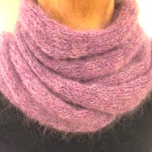 Patrón de tejido para la bufanda de mohair Brigitte