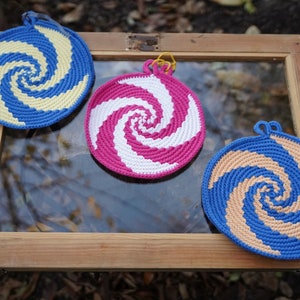 Tutorial crochet round Potholders SPIRALS image 2