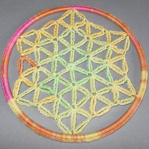 FLOWER OF LIFE Crochet tutorial Dreamcatcher image 9