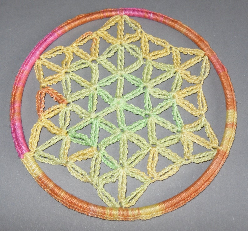 FLOWER OF LIFE Crochet tutorial Dreamcatcher image 9