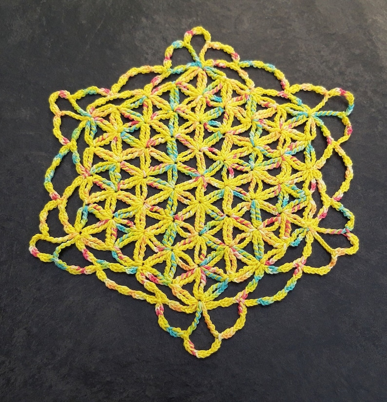 FLOWER OF LIFE Crochet tutorial Doily image 10