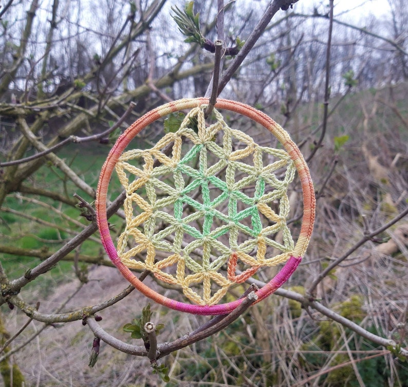 FLOWER OF LIFE Crochet tutorial Dreamcatcher image 1