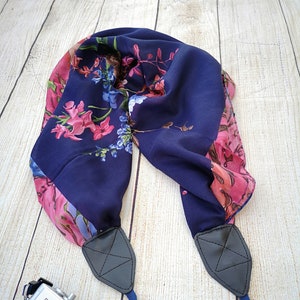 Scarf Camera Strap - &quot;PETUNYA&quot; - Gift for Photographer and Women, Suitable for DSLS, SLR, Nikon, Canon, Fuji or any other Camera Accessory