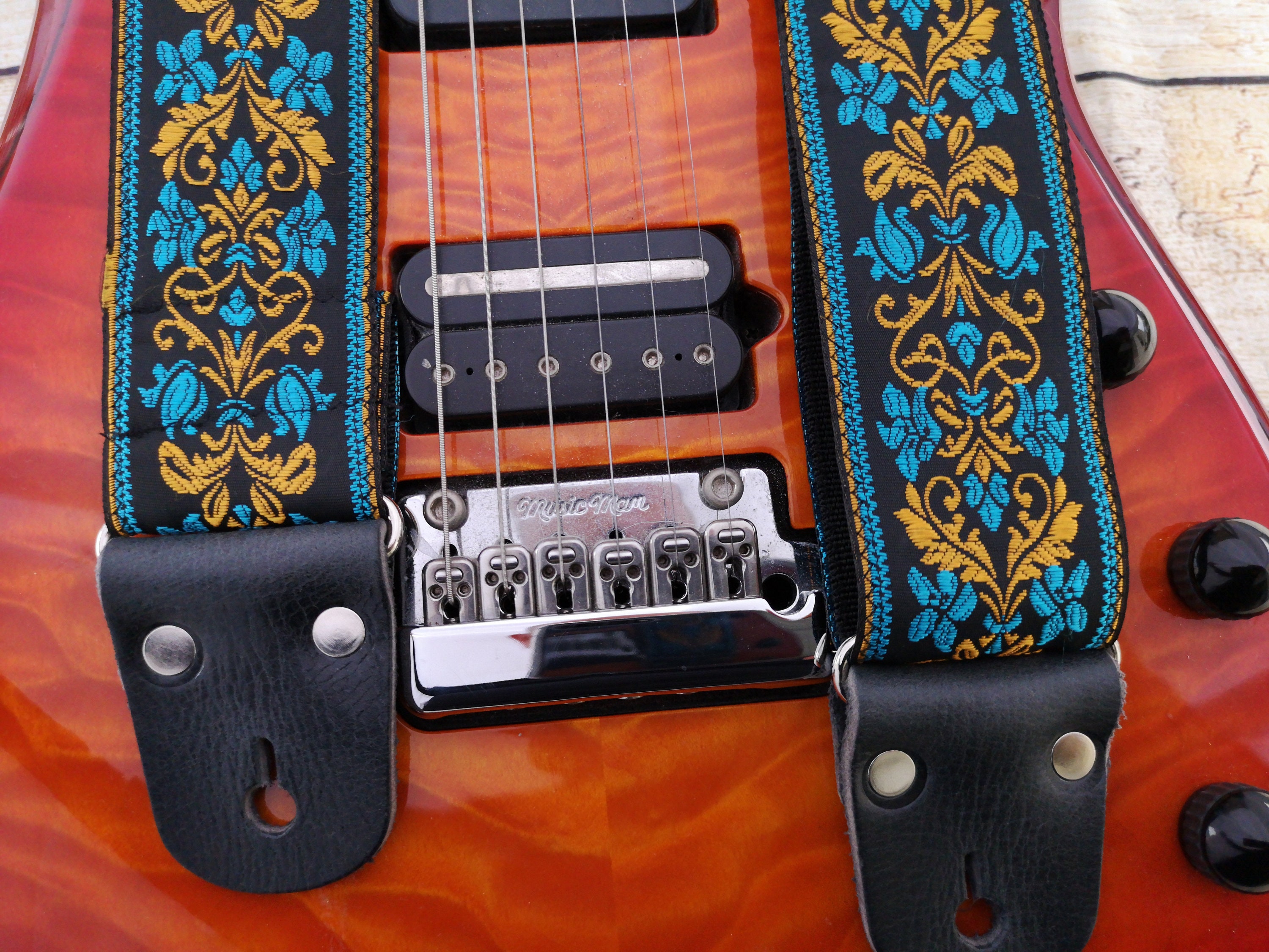 Correa de guitarra, correa personalizada de grabado ajustable, Galileo, oro  floral y azul, extremos de cuero, para guitarras acústicas eléctricas o  bajo -  México