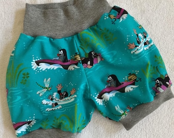 kurze Pumphose kleiner Pauli Maulwurf Urlaub am See grüne Kinderhose Babyhose Pumpi Geschenk Geburtstag Sommer