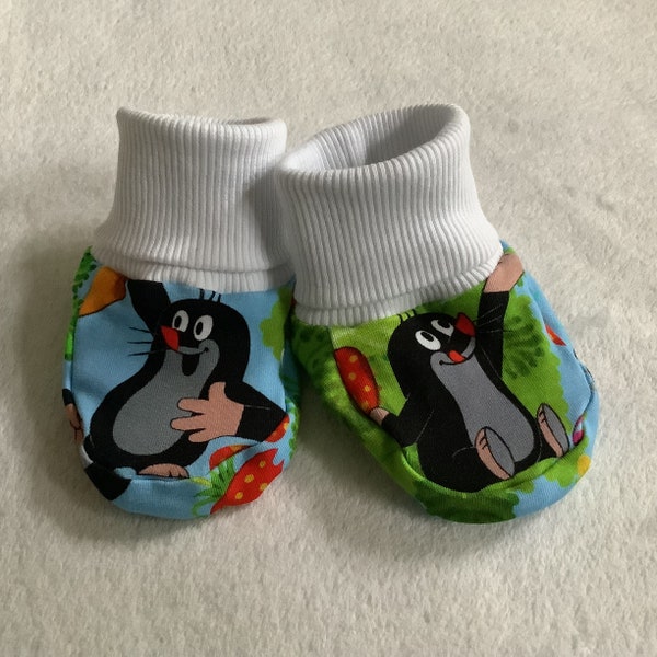 Tippy Toes 5 Farben Babysocken Jersey "Der kleine Maulwurf - Erdbeerfeld" Babyschühchen Handmade Little Toes