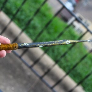 Black and Gold Diamond Pattern wand