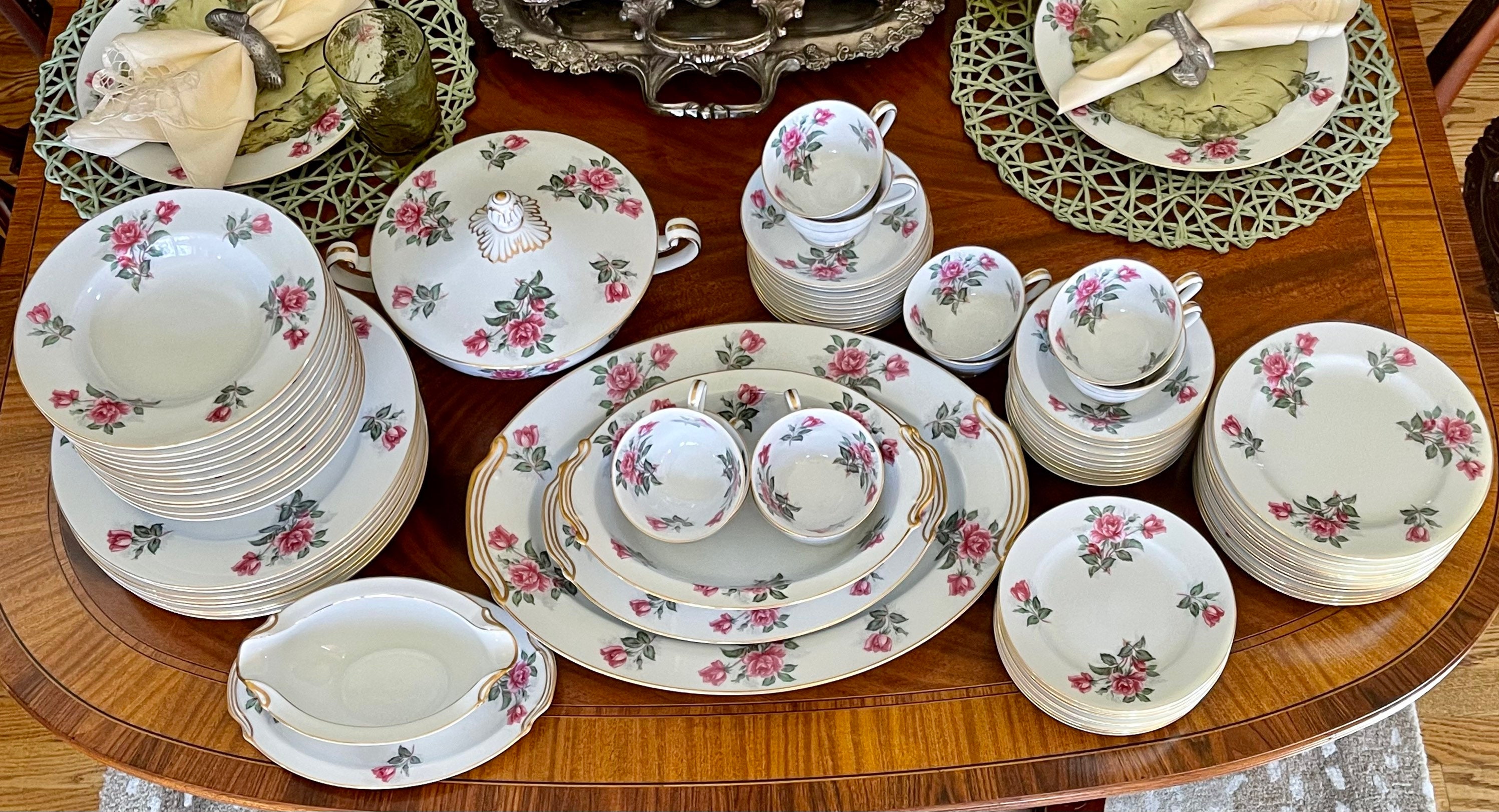 S/79 NORITAKE Japan LINDA Pattern 1950s China // Pink Rose Cluster