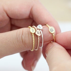 Custom Heart Ring - Initial Ring - Best Friend Rings - Personalized Family Ring -  Minimalist Ring - Dainty Name Ring - Stacking Rings