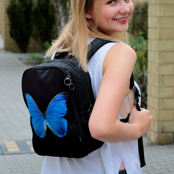 women's small black backpack