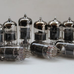 Radio lamp set 11, vacuum tube radio for steampunk decor, vintage glass lamp for decorations, TV part made in the USSR in the 1970s.