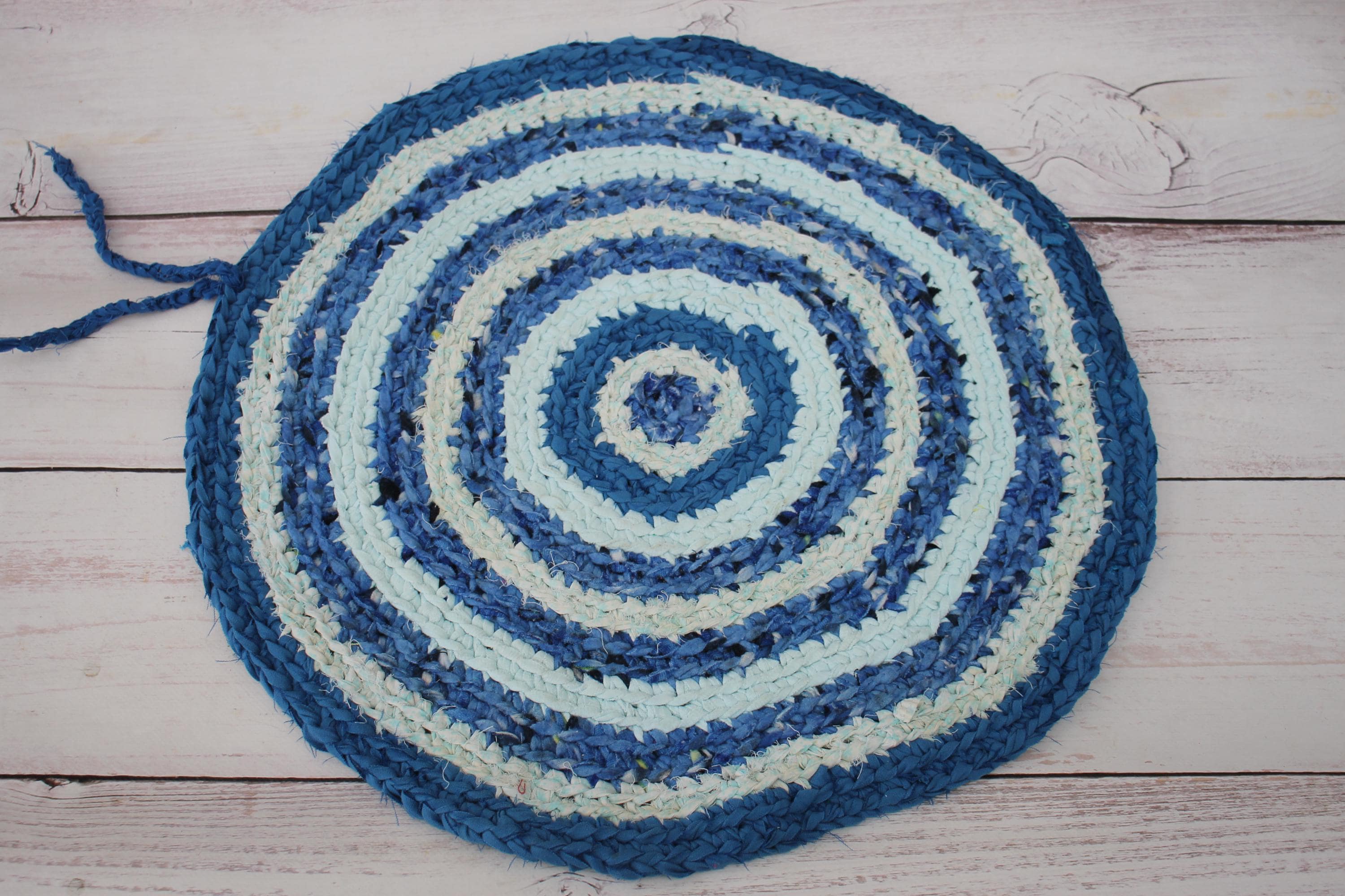 RILY Rag Mat ラグマット　青 Handmade Blue Round Rag Rug, Upcycled Fabric Crochet Mat (19.68