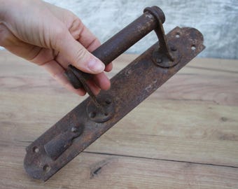 Vintage rostiger Metallgriff für Scheunentore, UdSSR Dekor