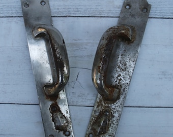 2er Set Vintage Metall Scheunentürgriffe, UDSSR 1960er Jahre, rustikale Bauernhausdekoration