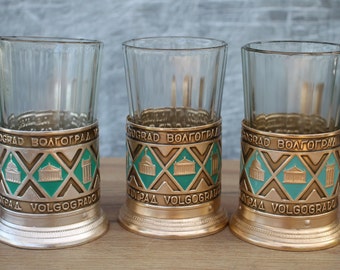 Porte-verre à thé russe du 19ème siècle en argent doré et émaillé