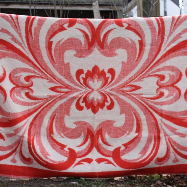 Couverture en laine, couverture rouge lourde soviétique vintage, couverture en laine russe rétro, couverture sur manteau, couverture à carreaux, couvre-lit en laine fabriqué en URSS.