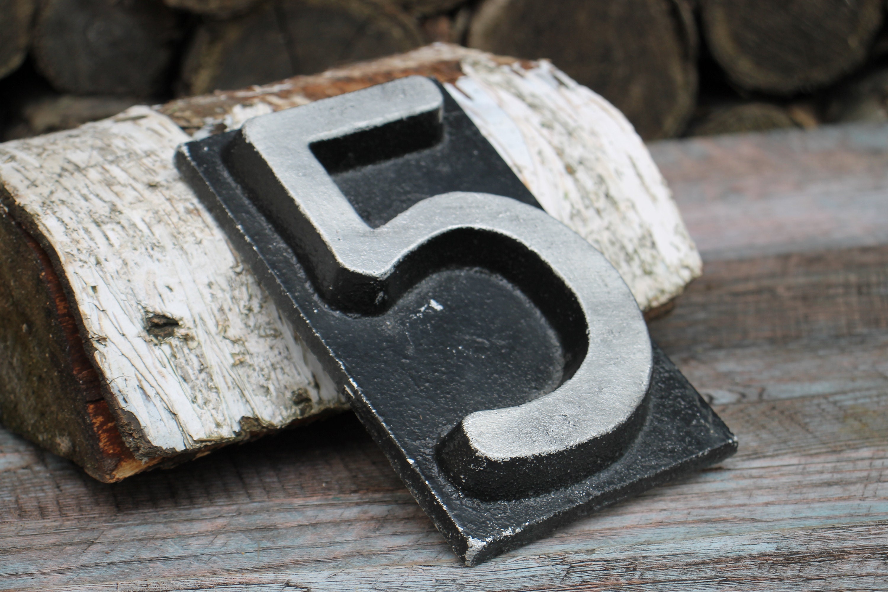 Emotionlite Hausnummer 4 In Vintage-Optik - 12,7 Cm Zinklegierung Für Innen & Außen, Schwarz