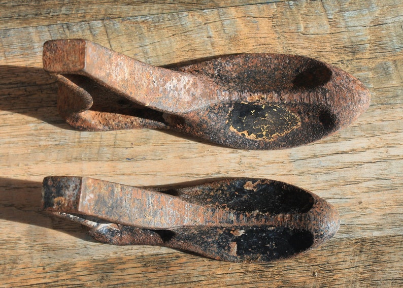 Set 2 Shoe Last Vintage Shoe Shine Metal Shoe Form for Etsy
