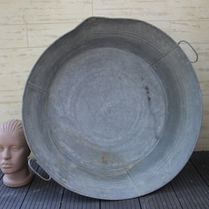 Galvanized large tub, vintage big basin,Antique galvanized sink farmhouse decor, wash tub,galvanized oval planter, garden bird bath.
