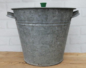 Vintage Galvanized Metal Farmhouse Bucket with Lid , Rustic Garden Planter Storage