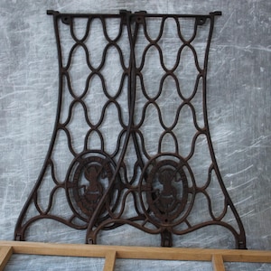 Table legs,antique table legs,metal cast iron table legs,sewing machine table,singer table,vintage dining table legs,industrial table legs.