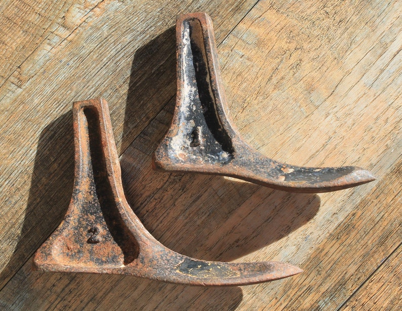Set 2 Shoe Last Vintage Shoe Shine Metal Shoe Form for Etsy