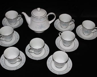 Noritake Carolyn Fine Bone China Set for 8 Plus Extras - Etsy