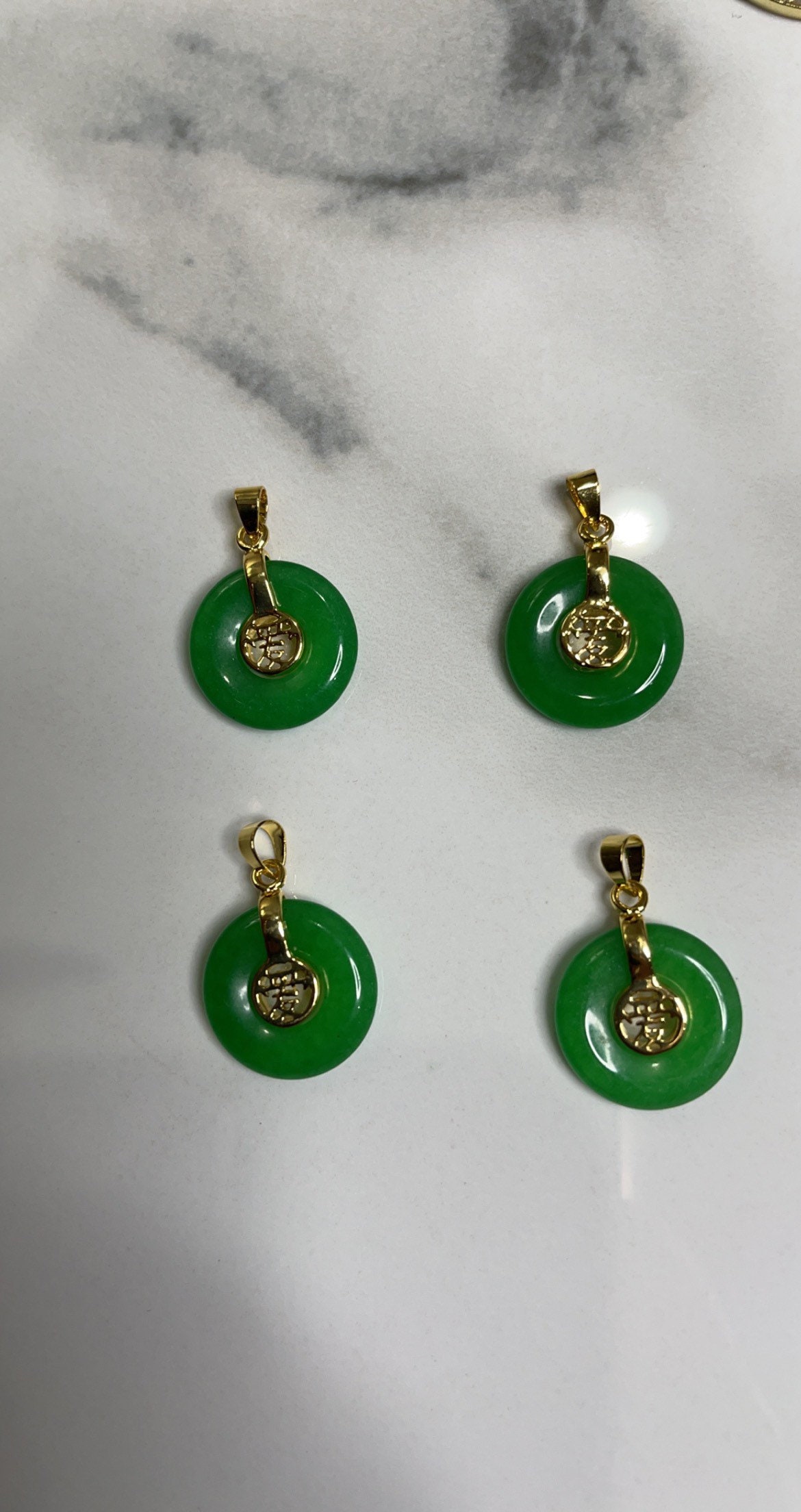 Or jaune plaque vert chinois jade Pendentif Cercle avec chaîne 320067 