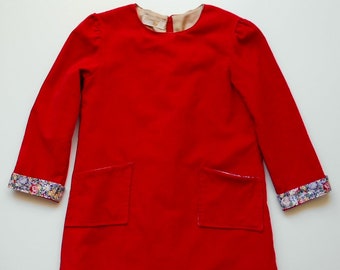 Kinderkleid, Blumenborte und Taschen, handgefertigt, Unikat, rot Gr. 134 sof. lieferbar, kirschrot, Cord, Feincordstoff, Taftfutter