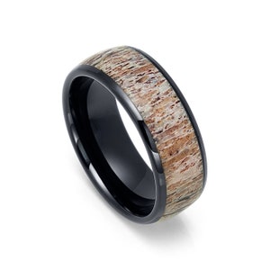 Aliança de casamento chapeada preta da abóbada do tungstênio 8mm com projeto real do embutimento do chifre dos cervos