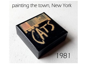 RARE! Vintage matches box CATS Broadway Musical 1981 / painting the town Inc. New York, New York / Matchbox 5 x 5 x 2 cm