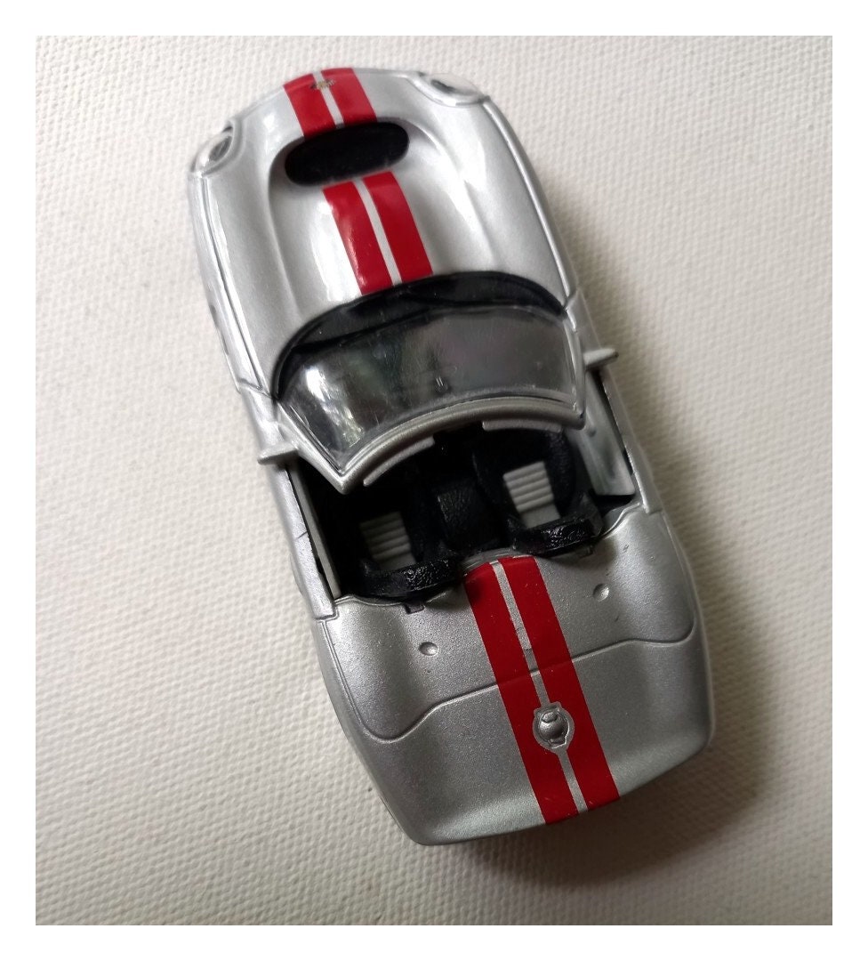Collector's Item! Model Car 1999 Silver-red / Burago Shelby Series