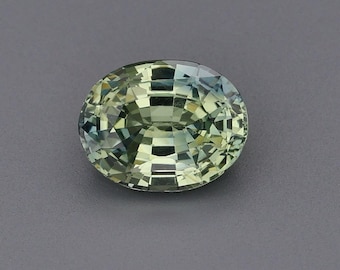 2.3ct Natürlicher Heat Nur Saphir Grün Oval 8.93x6.93 mm