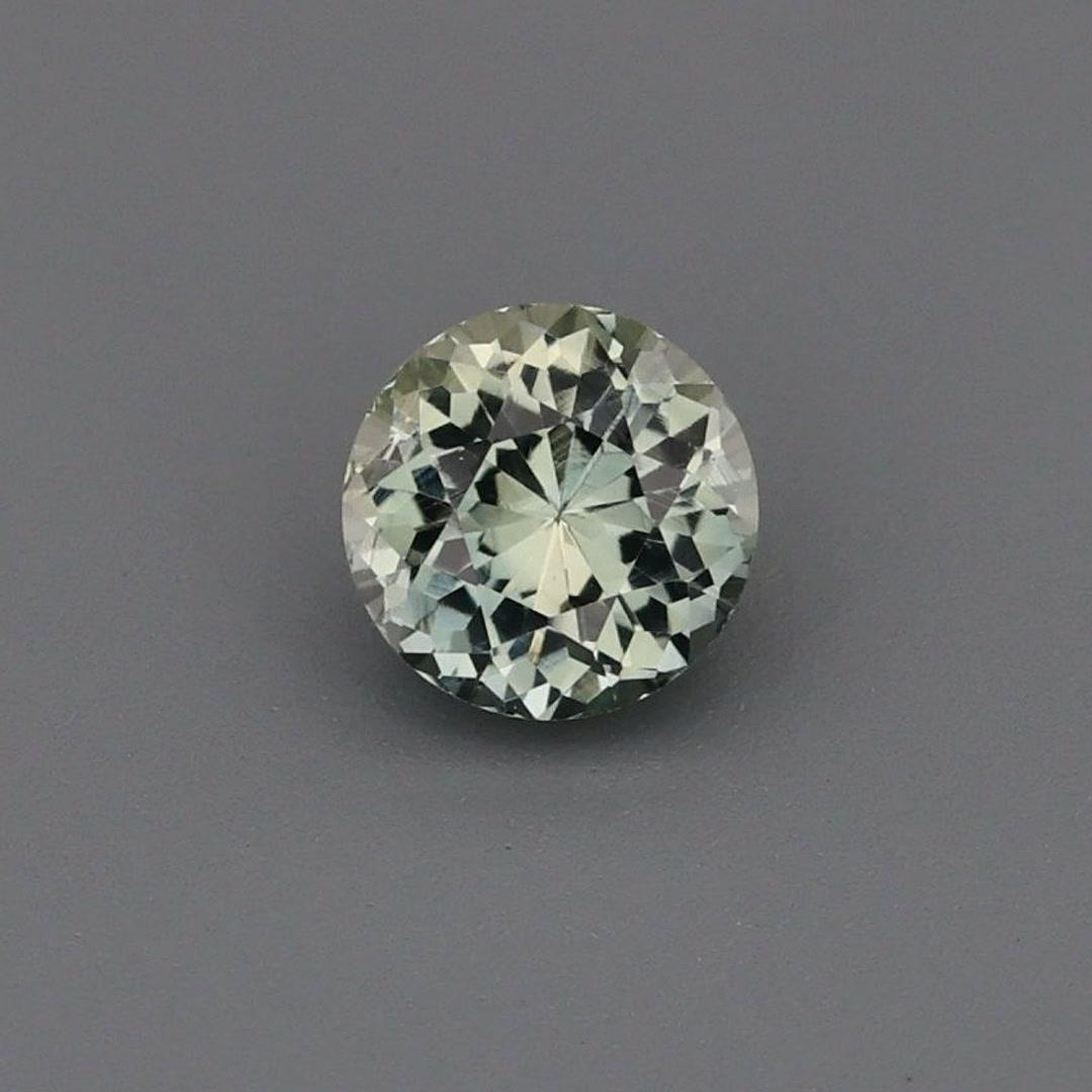 0.69ct Natural Heat Only Sapphire Blue-Green Round 5.01x5.00mm
