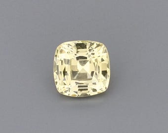 Natuurlijke, onverhitte saffier van 1,53 ct, geel, kussenvormig, 6,39 x 6,40 mm
