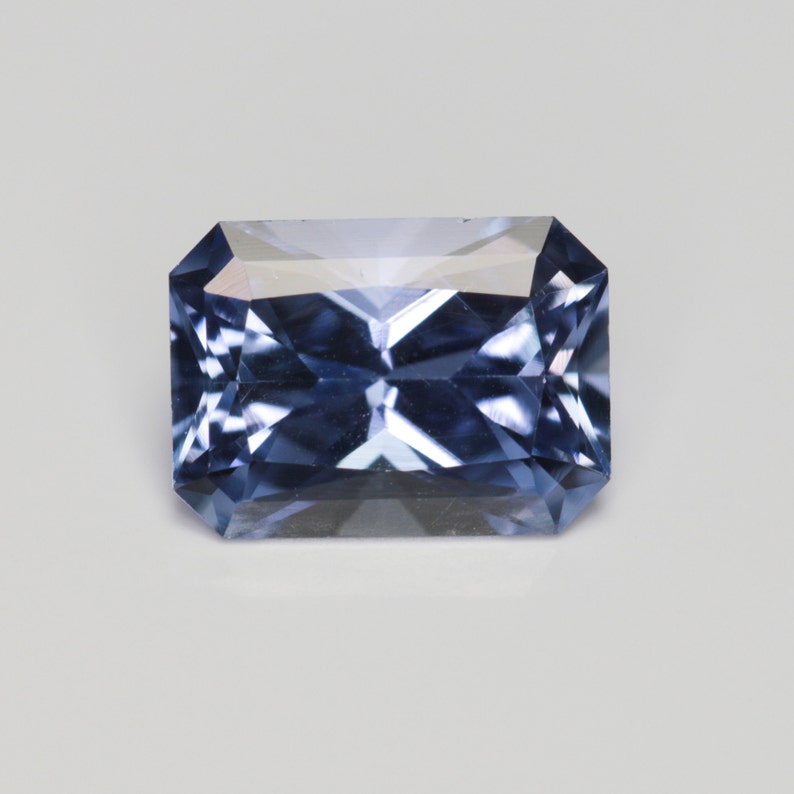 0.828 Carat Violet Sapphire Good Cut Radiant 6.34 x 4.58 mm Calibrated Heated Loose Stone
