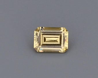 Natuurlijke, onverhitte saffier van 1,39 ct met roze-oranje kleur, 7,51 x 5,48 mm
