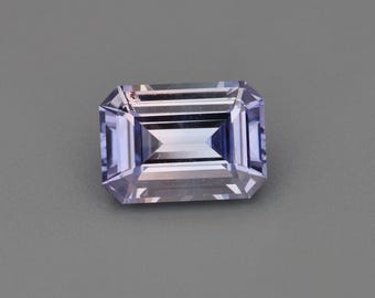 1.33ct Natural Unheated Sapphire Pink / Violet / Blue Emerald 7.49x5.36mm