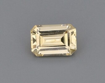 0.87ct Natural Unheated Sapphire Yellow Emerald 6.50x4.50mm