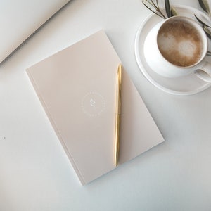 Notebook A5 // beige olive branch | 60 pages | dotted | undated calendar bar