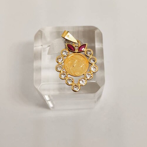 Love pendant retailer gold 18 k