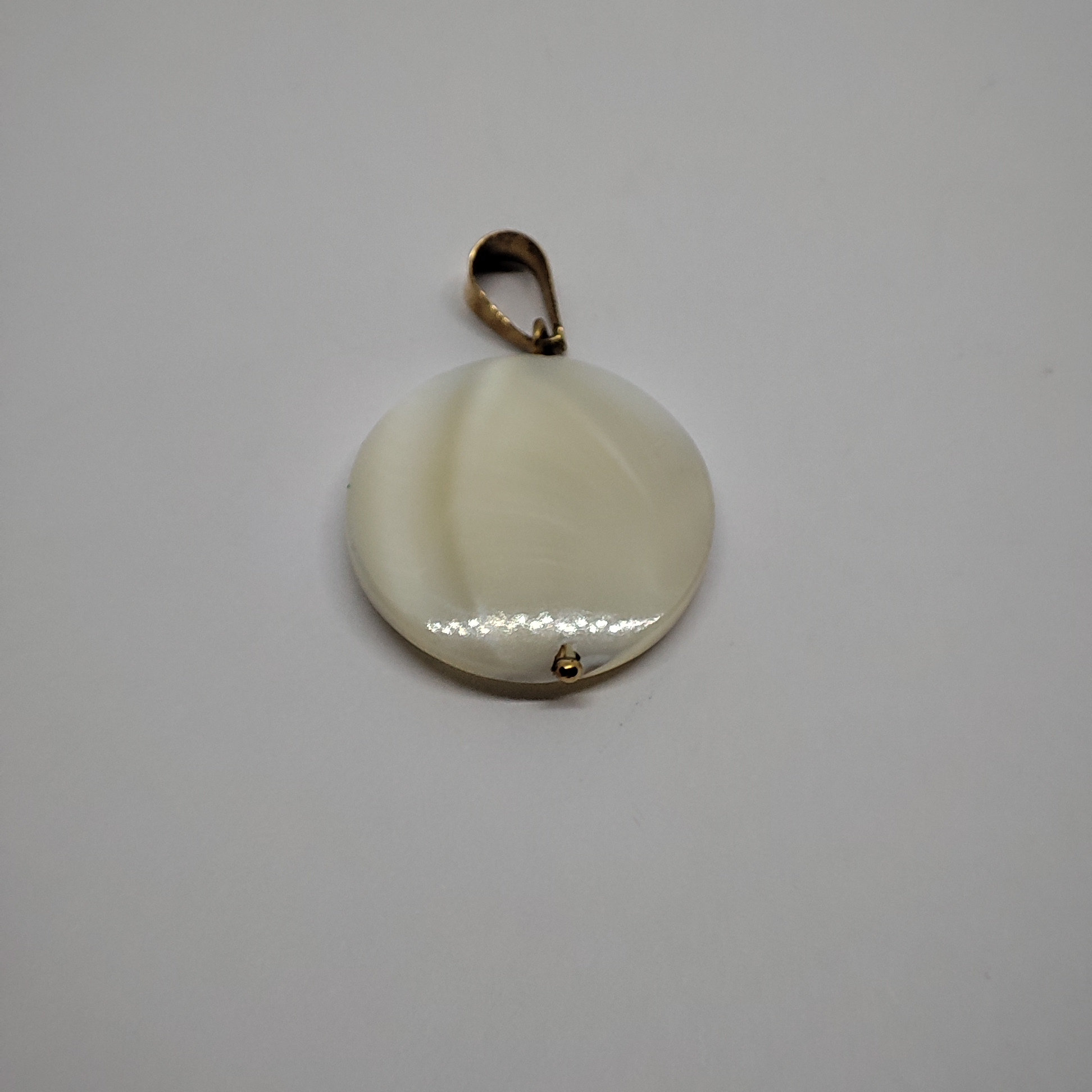 Pendentif Or 18 Carats Avec Nacre - Magnifique Bijou Occasion, 5,88 G, Or Jaune Et Nacre Naturelle