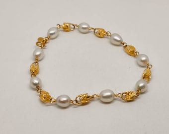 18k gold pearl bracelet