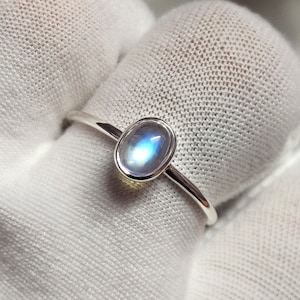 Amazing Natural Rainbow Moonstone Ring - 925 Sterling Silver Ring - Genuine Rainbow Moonstone Oval Ring - Tiny Stacking Ring - Handmade Ring