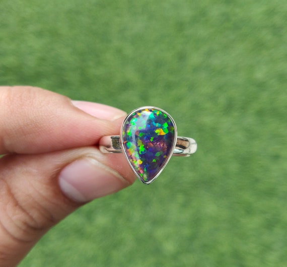 Fabuleuse bague en argent avec opale noire Bague opale en argent