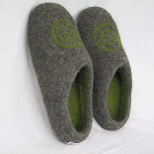Felt slippers spiral felt shoes house shoes women and men size 35-48 wool Aris power symbol slippers finches cabin shoes felt sole rubber sole
